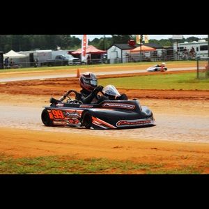 Meet your Posher, Hunter